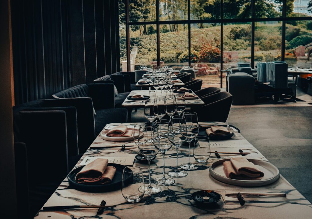 strategi pemasaran resto
